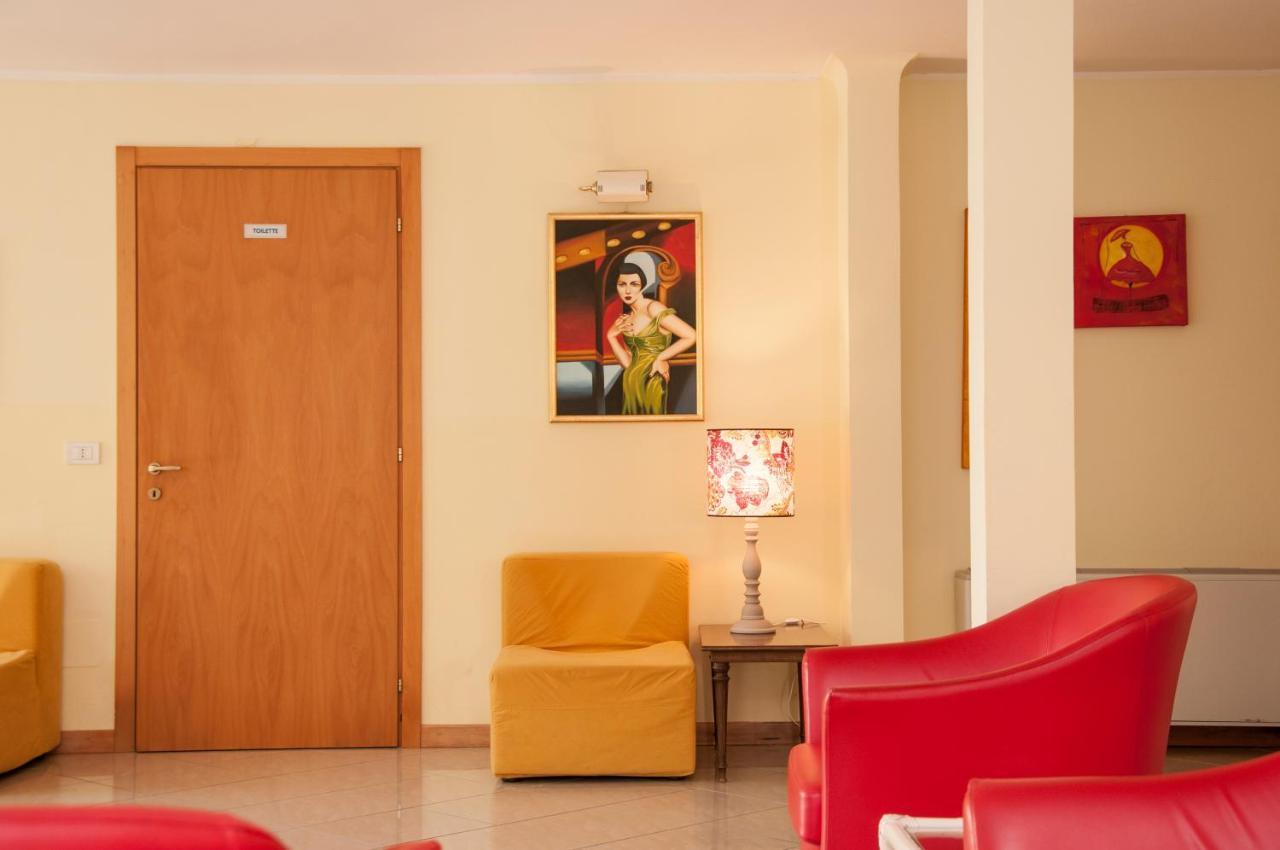 Hotel Rugantino Cesenatico Exteriér fotografie