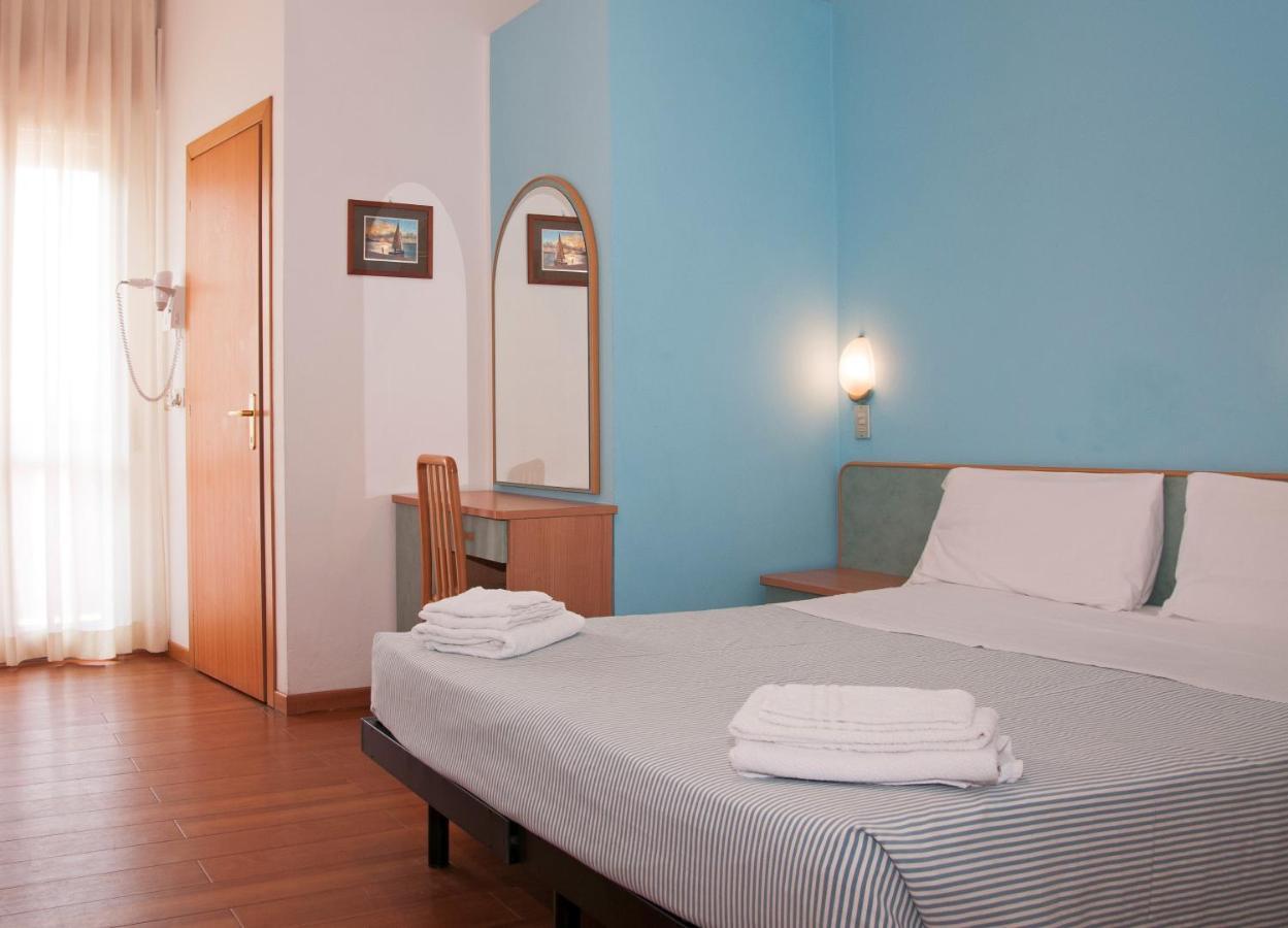 Hotel Rugantino Cesenatico Exteriér fotografie